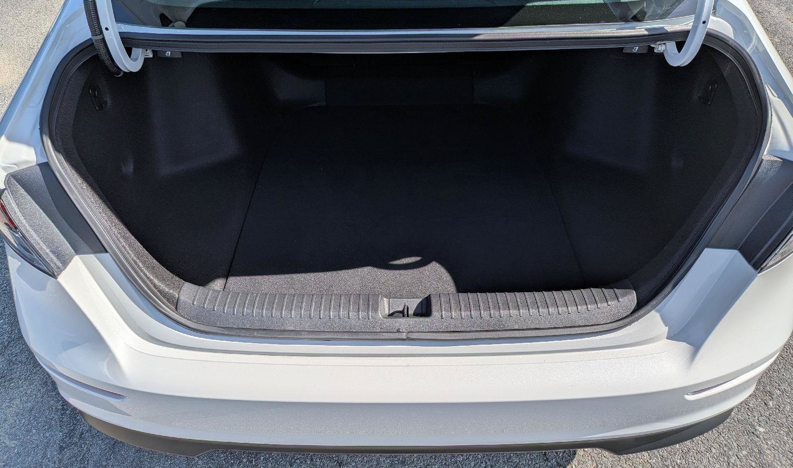 Certified 2023 Honda Accord EX image 11