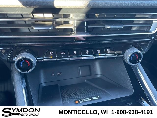 New 2026 Chevrolet Traverse LT w/ Sun and Wheel Package image 29