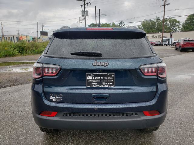 New 2026 Jeep Compass Latitude AWD/4WD image 4