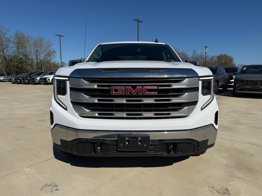 Used 2024 GMC Sierra 1500 SLE image 2