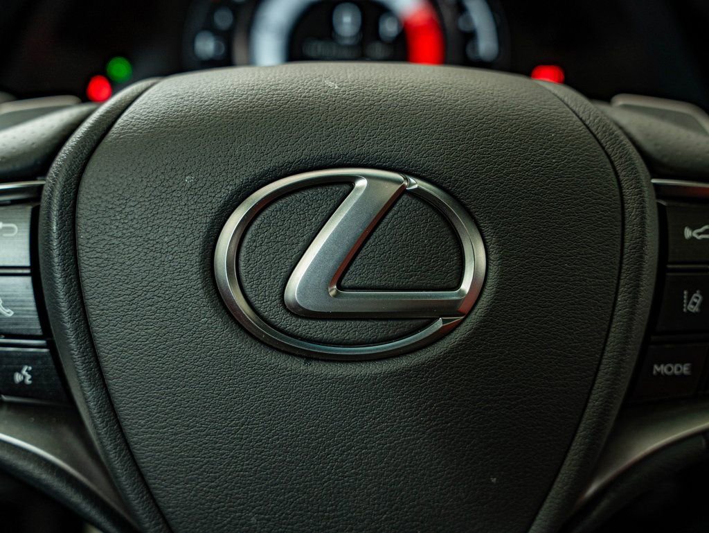 Certified 2025 Lexus ES 350 F Sport image 24