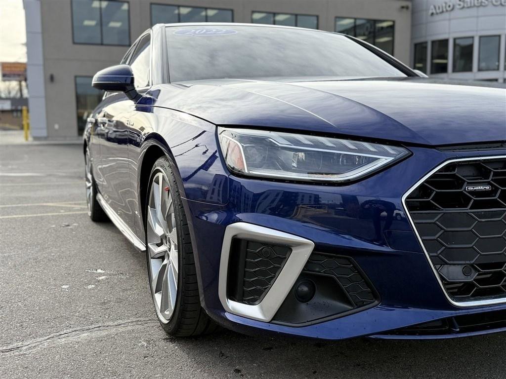 Used 2022 Audi A4 2.0T Premium Plus w/ Premium Plus Package image 12