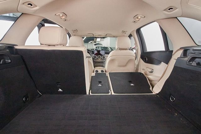 Used 2022 Mercedes-Benz GLC 300 4MATIC image 23