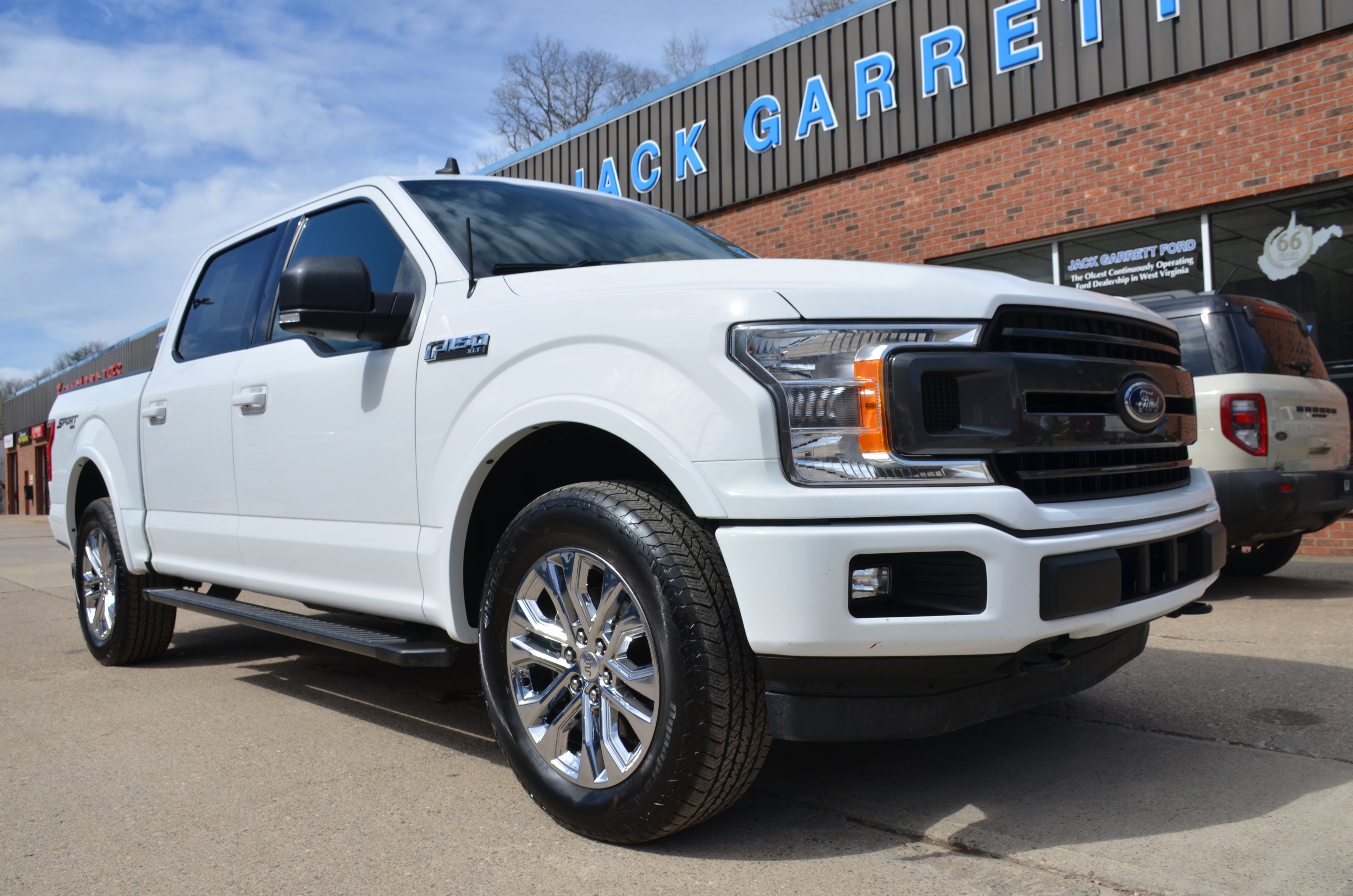 Used 2019 Ford F150 XLT w/ Equipment Group 302A Luxury video 1