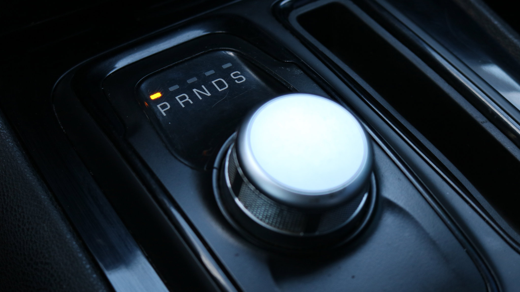 Used 2019 Chrysler 300 S image 12