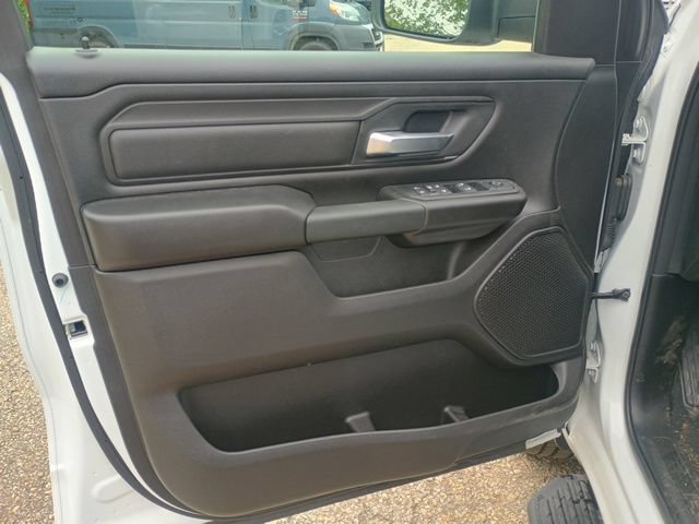 Used 2026 RAM 1500 Express AWD/4WD image 23