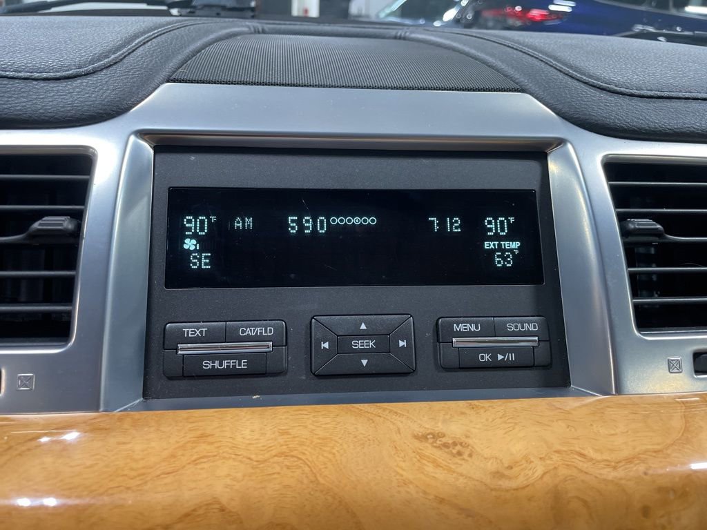 Used 2009 Lincoln MKS image 27