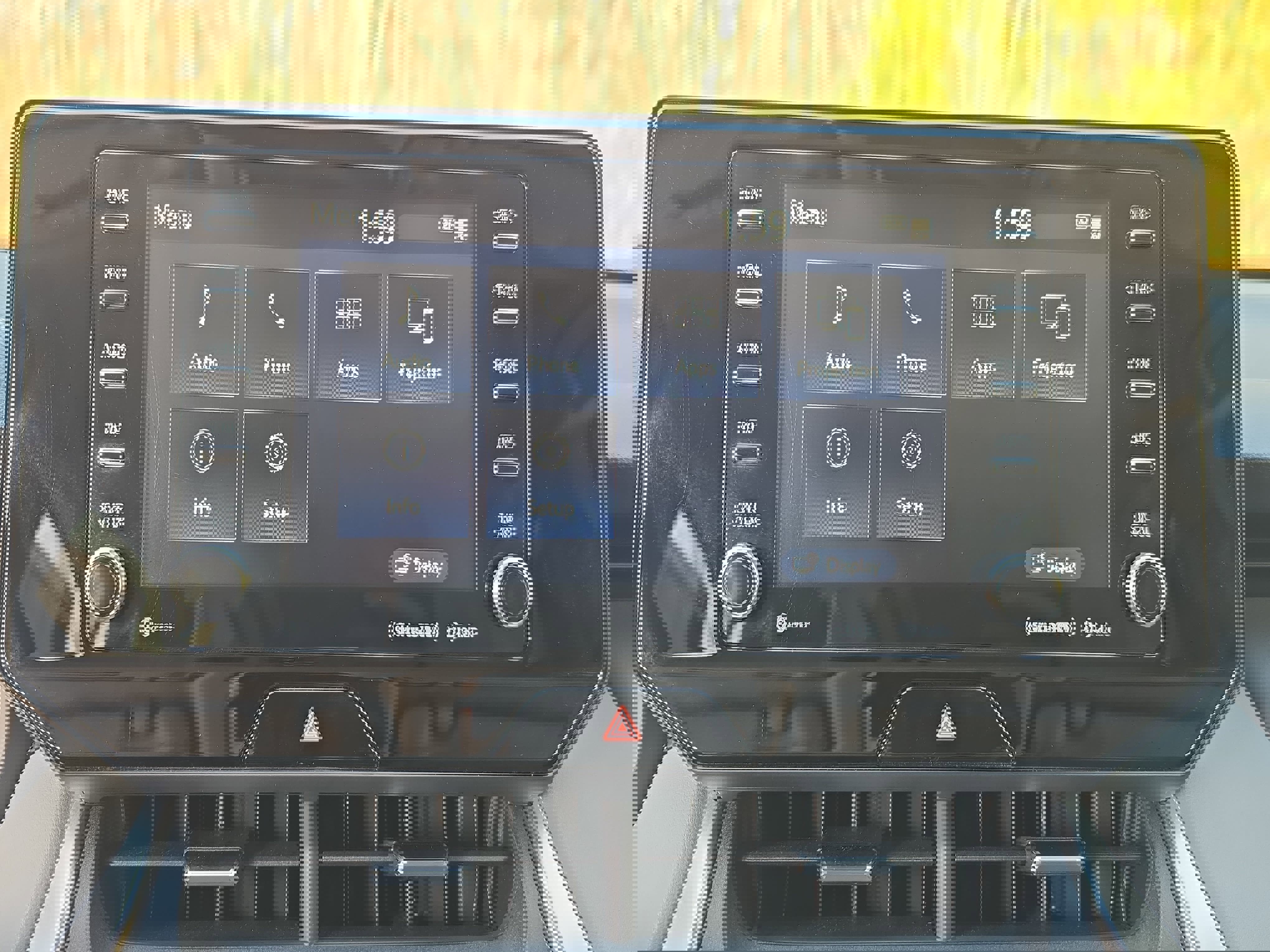 Used 2021 Toyota Venza LE image 20