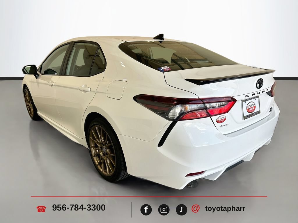 Used 2024 Toyota Camry SE AWD/4WD image 7