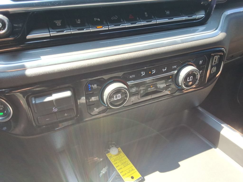 Certified 2025 Chevrolet Silverado 3500 High Country w/ High Country Premium Package AWD/4WD image 32