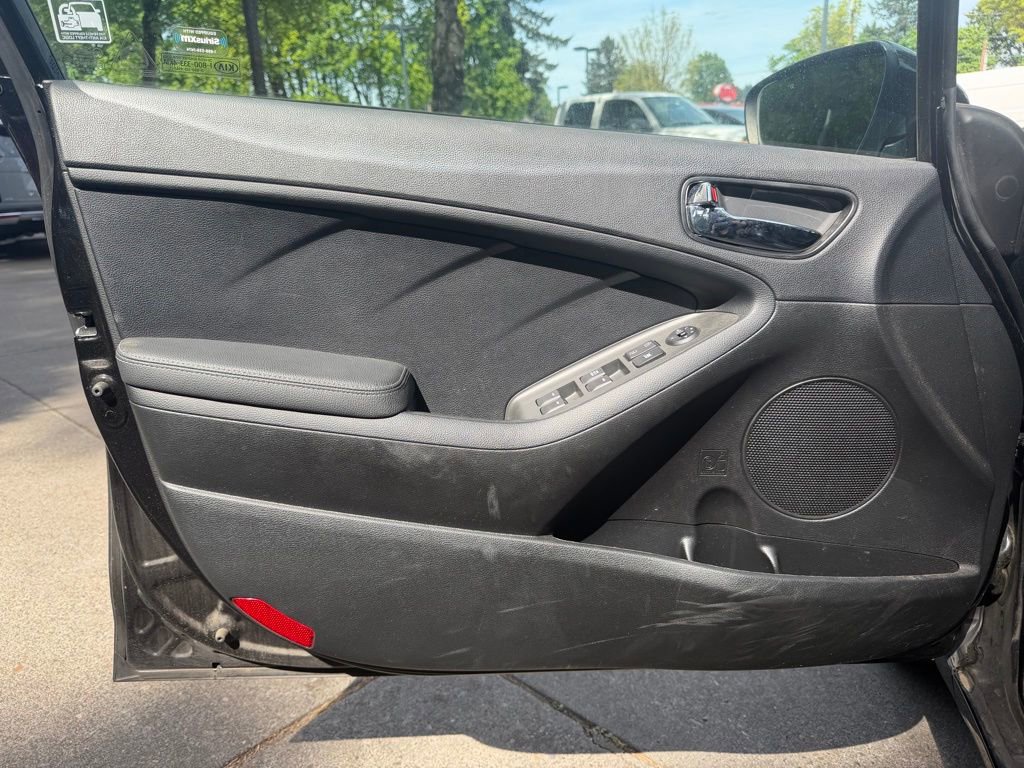 Used 2018 Kia Forte S FWD image 9