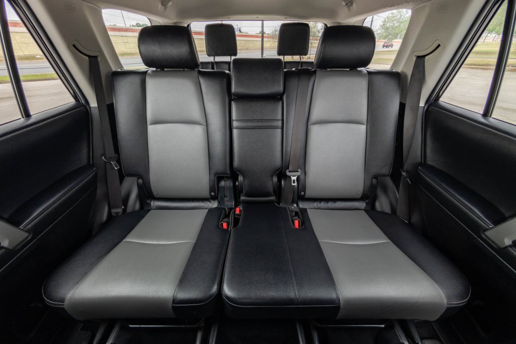 Used 2022 Toyota 4Runner SR5 Premium image 17