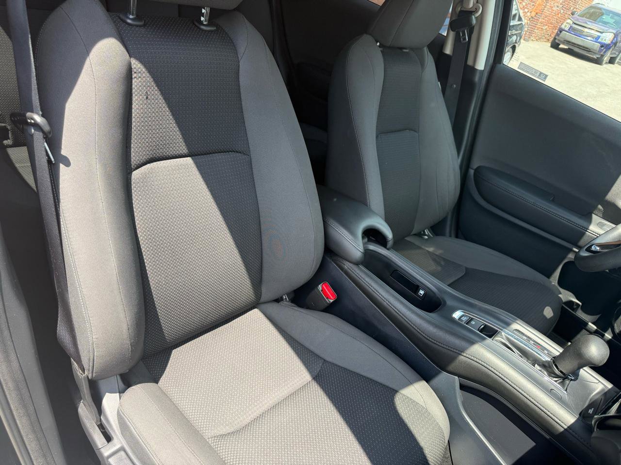 Used 2020 Honda HR-V EX image 9