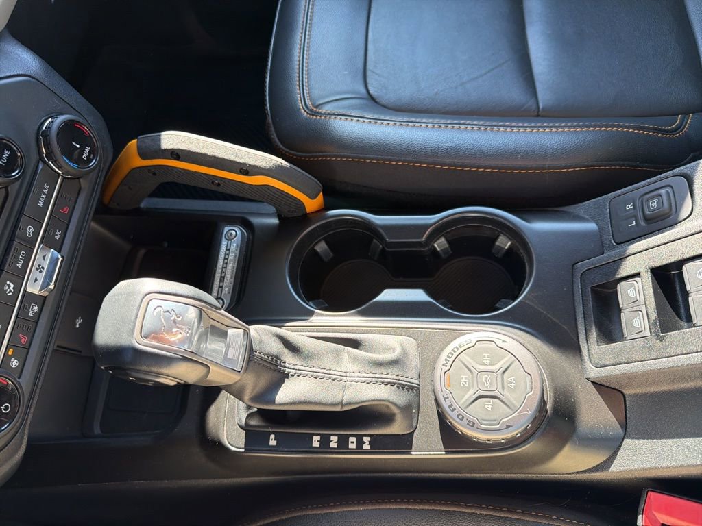 Used 2022 Ford Bronco Badlands image 34