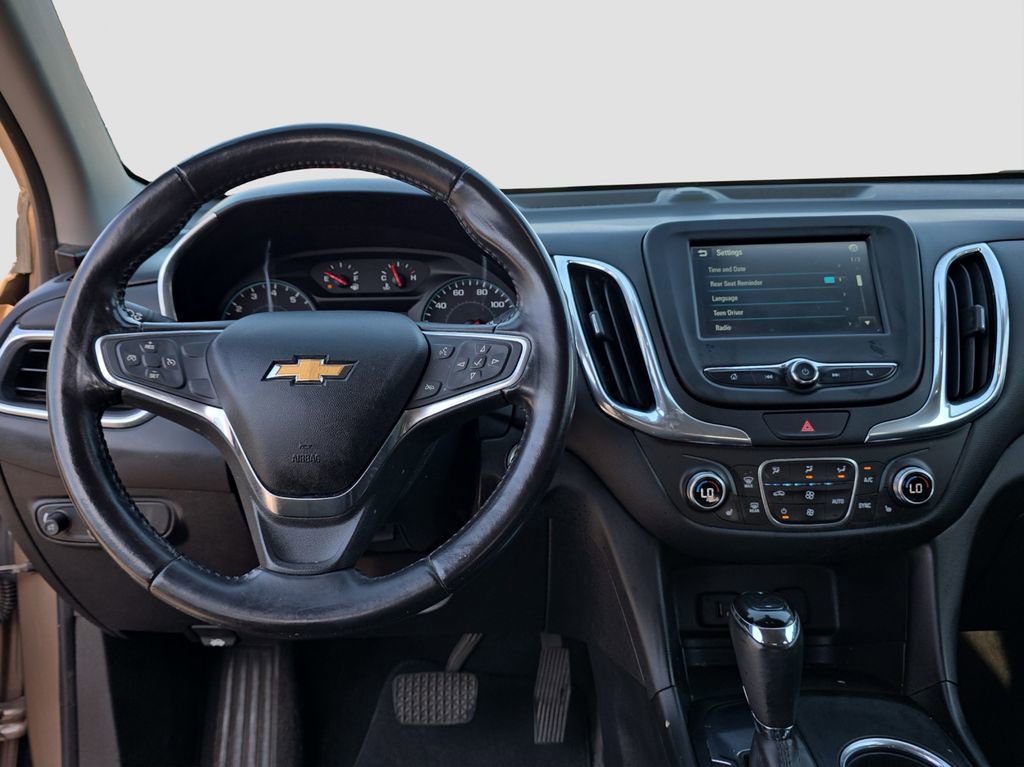Used 2018 Chevrolet Equinox LT image 12