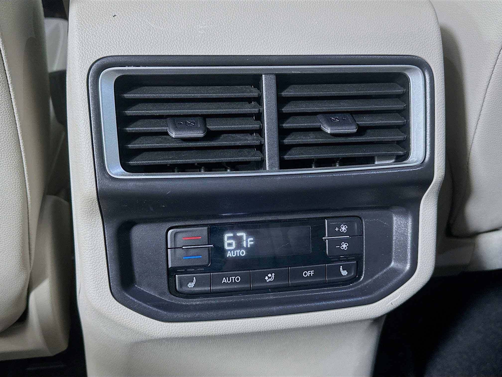 Certified 2025 Volkswagen Atlas SEL Premium R-Line image 26