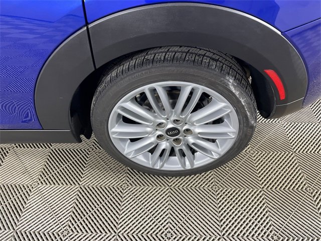 Used 2019 MINI Cooper S w/ Signature Upholstery Package image 22