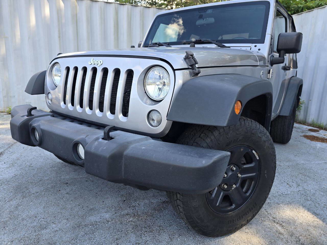 Used 2017 Jeep Wrangler Sport w/ Connectivity Group image 2