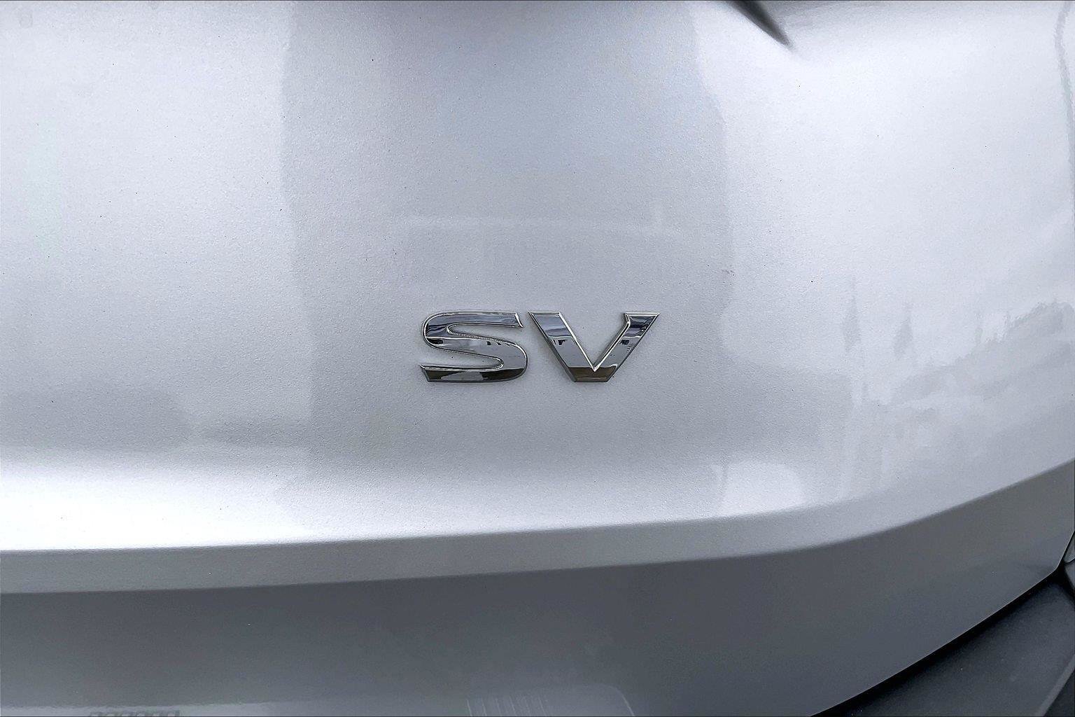 Certified 2022 Nissan Rogue SV FWD image 9