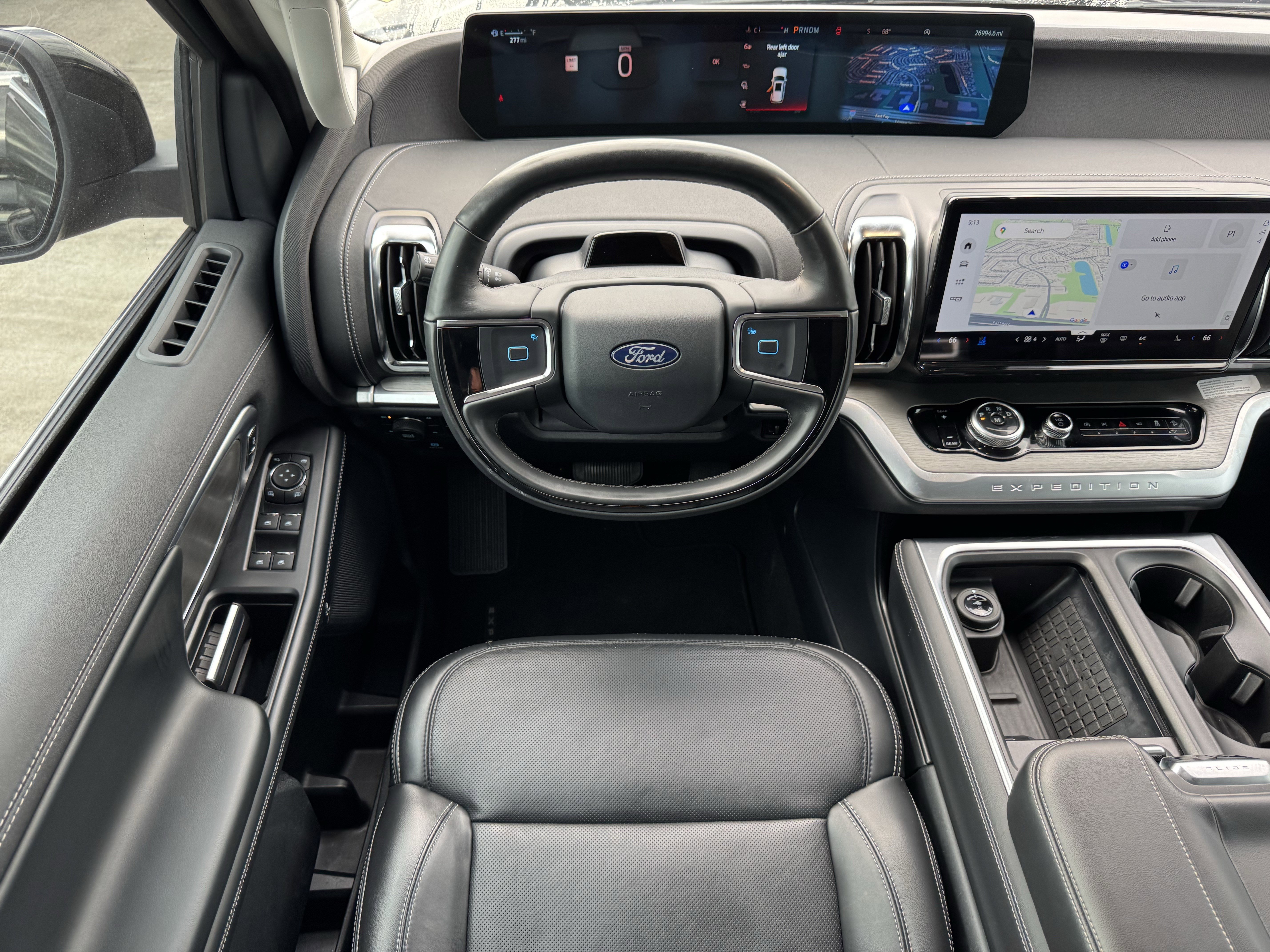 Used 2025 Ford Expedition Platinum AWD/4WD image 14