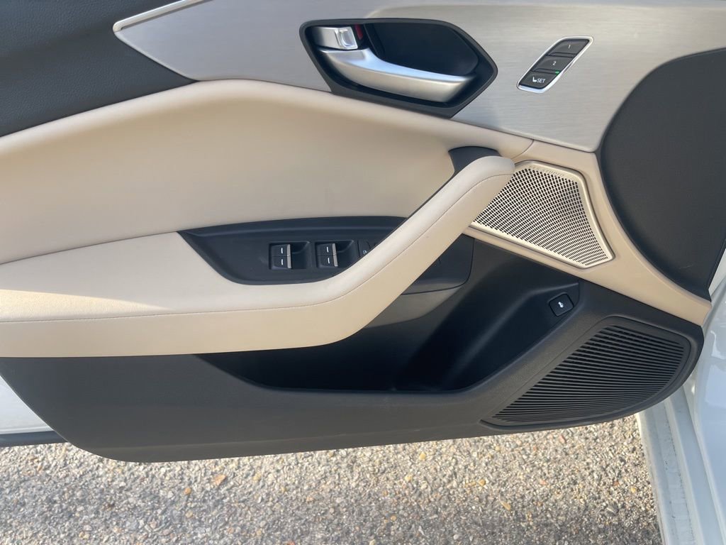 Certified 2025 Acura TLX w/ Technology Package image 12