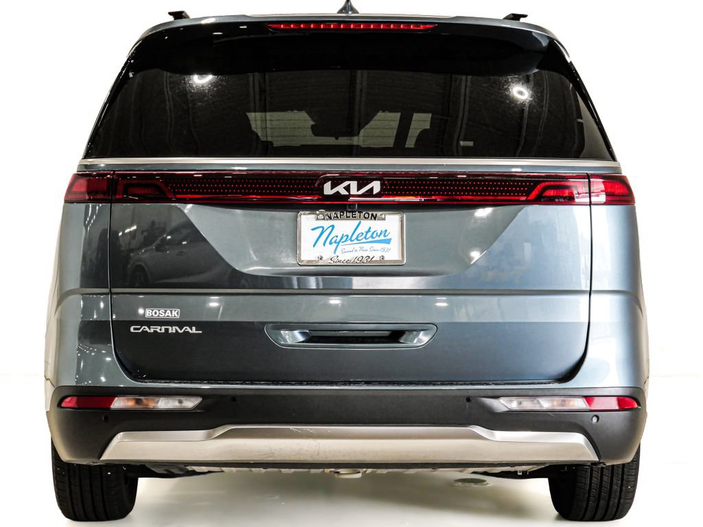 Used 2023 Kia Carnival SX FWD image 7