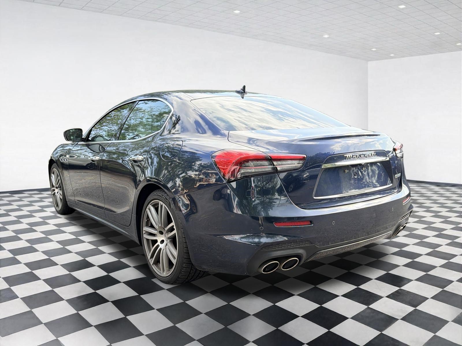 Used 2022 Maserati Ghibli Modena RWD image 6