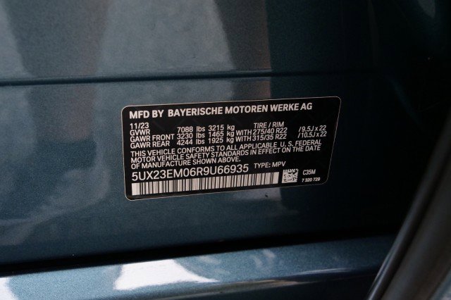 Used 2024 BMW X7 xDrive40i w/ Premium Package image 63