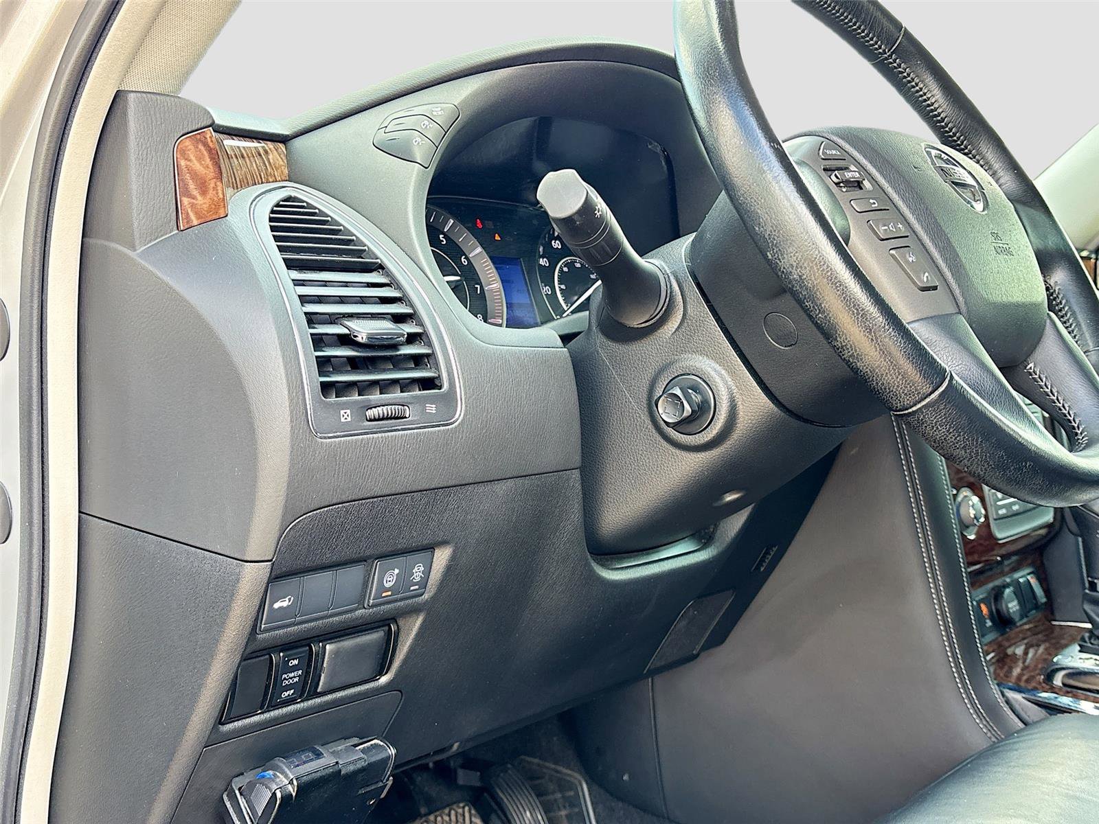 Used 2020 Nissan Armada SL w/ Premium Package RWD image 10