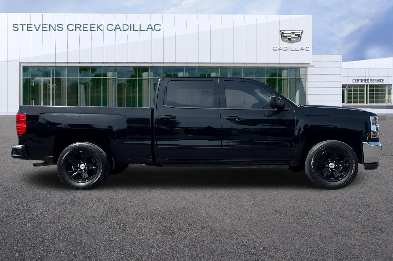 Used 2017 Chevrolet Silverado 1500 LT w/ All Star Edition AWD/4WD image 2