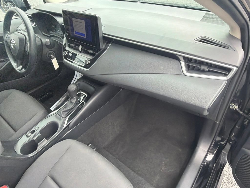Used 2023 Toyota Corolla LE FWD image 34