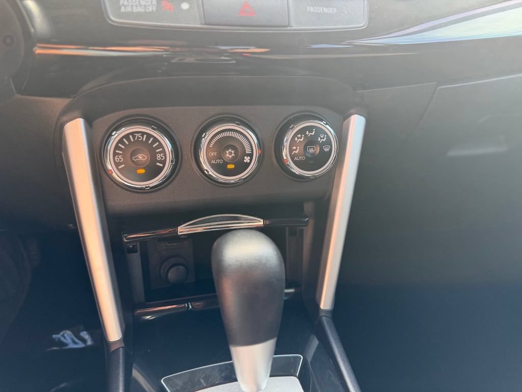 Used 2017 Mitsubishi Lancer AWD Sedan image 21
