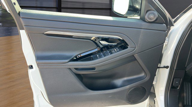 Used 2023 Land Rover Range Rover Evoque S image 27