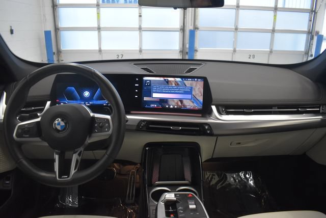 Used 2026 BMW X1 xDrive28i AWD/4WD image 5