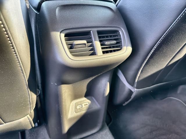 Used 2021 Buick Envision Essence w/ Sport Touring Package image 20