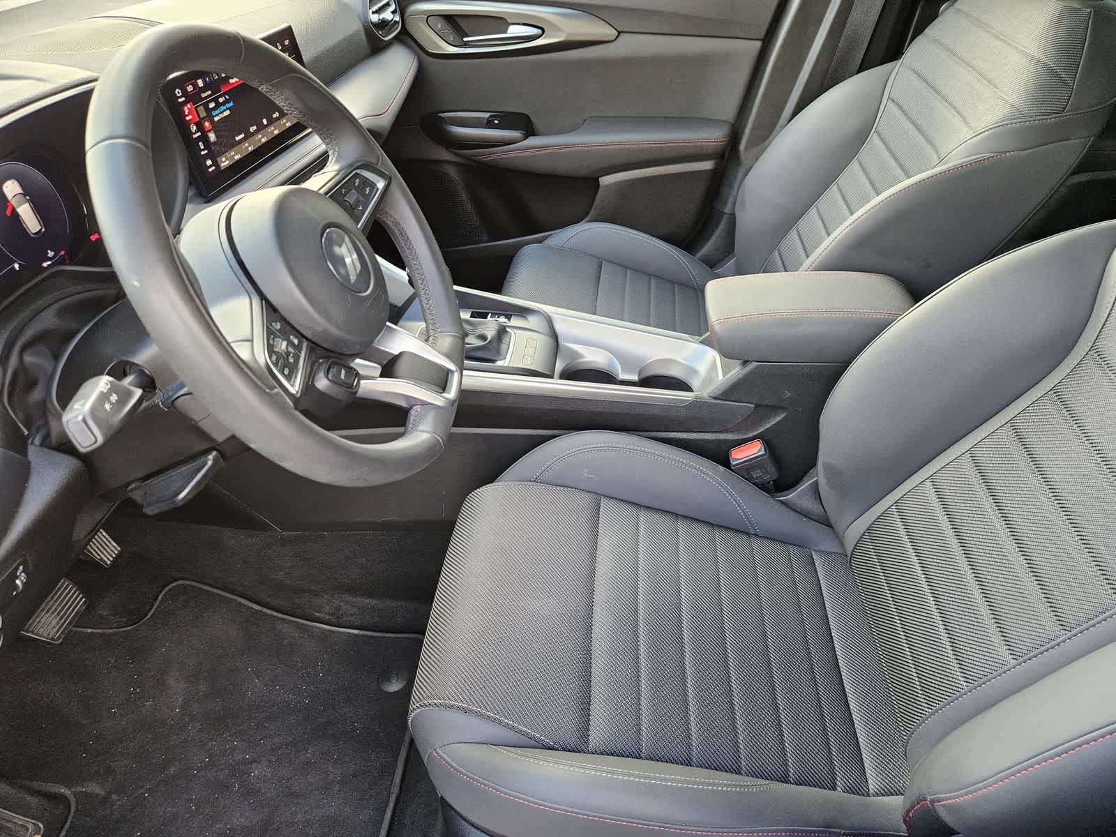 Used 2024 Dodge Hornet GT AWD/4WD image 11