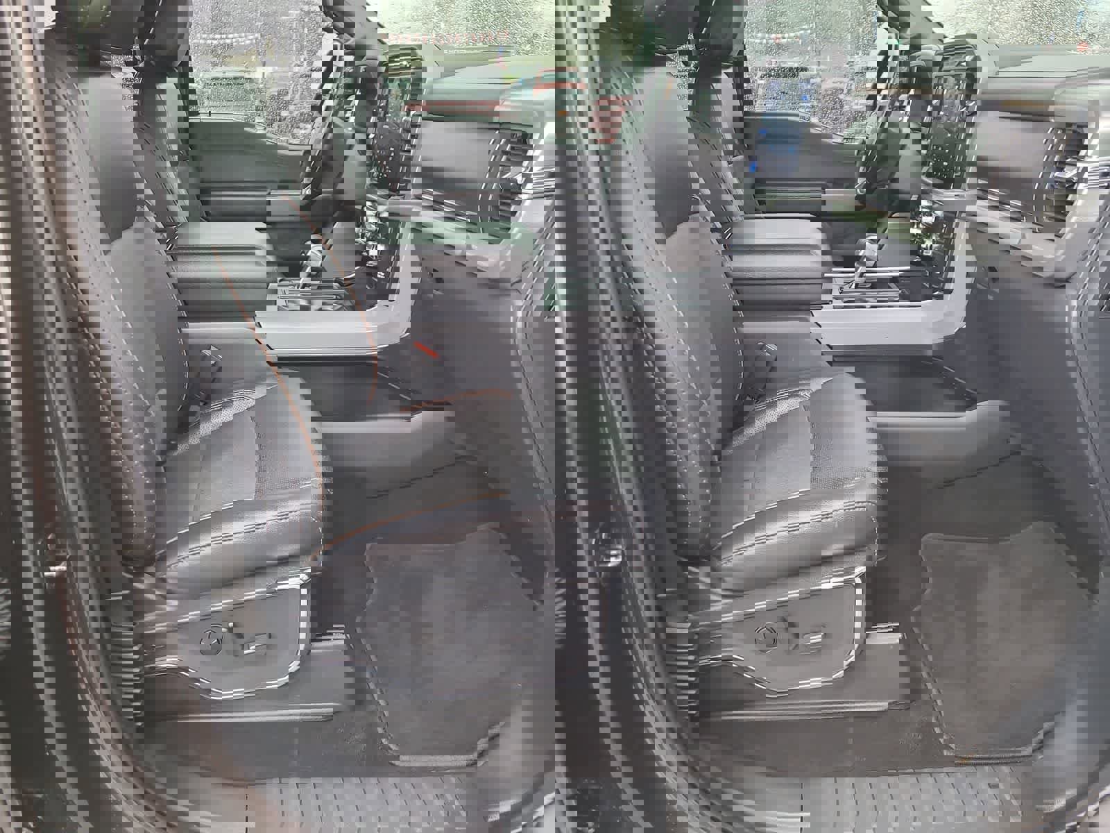 Used 2024 Ford F150 Lariat w/ Tow/Haul Package image 22