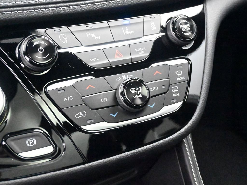 New 2026 Chrysler Pacifica Limited w/ S Appearance Package FWD image 22
