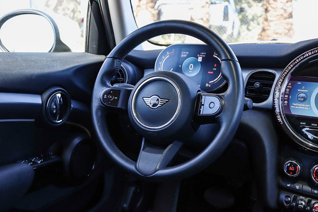 Used 2023 MINI Cooper 4-Door Hardtop FWD image 25