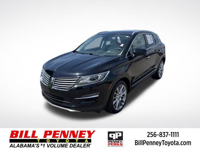 Used 2017 Lincoln MKC Reserve w/ Lincoln MKC Climate Package FWD image 1