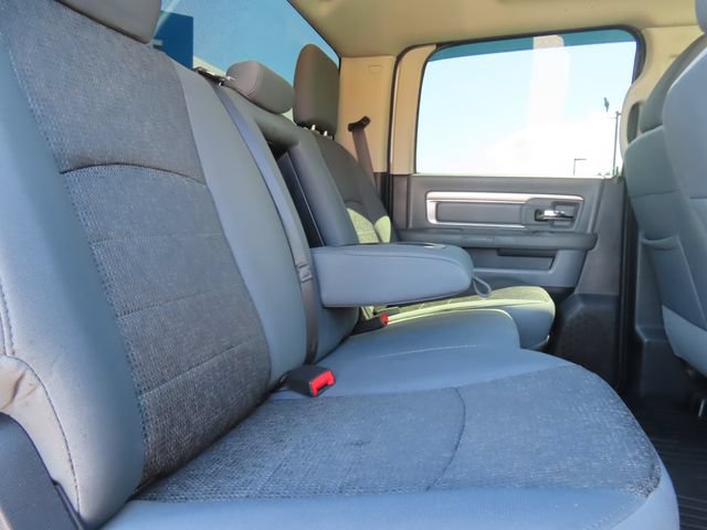 Used 2016 RAM 3500 SLT AWD/4WD image 34
