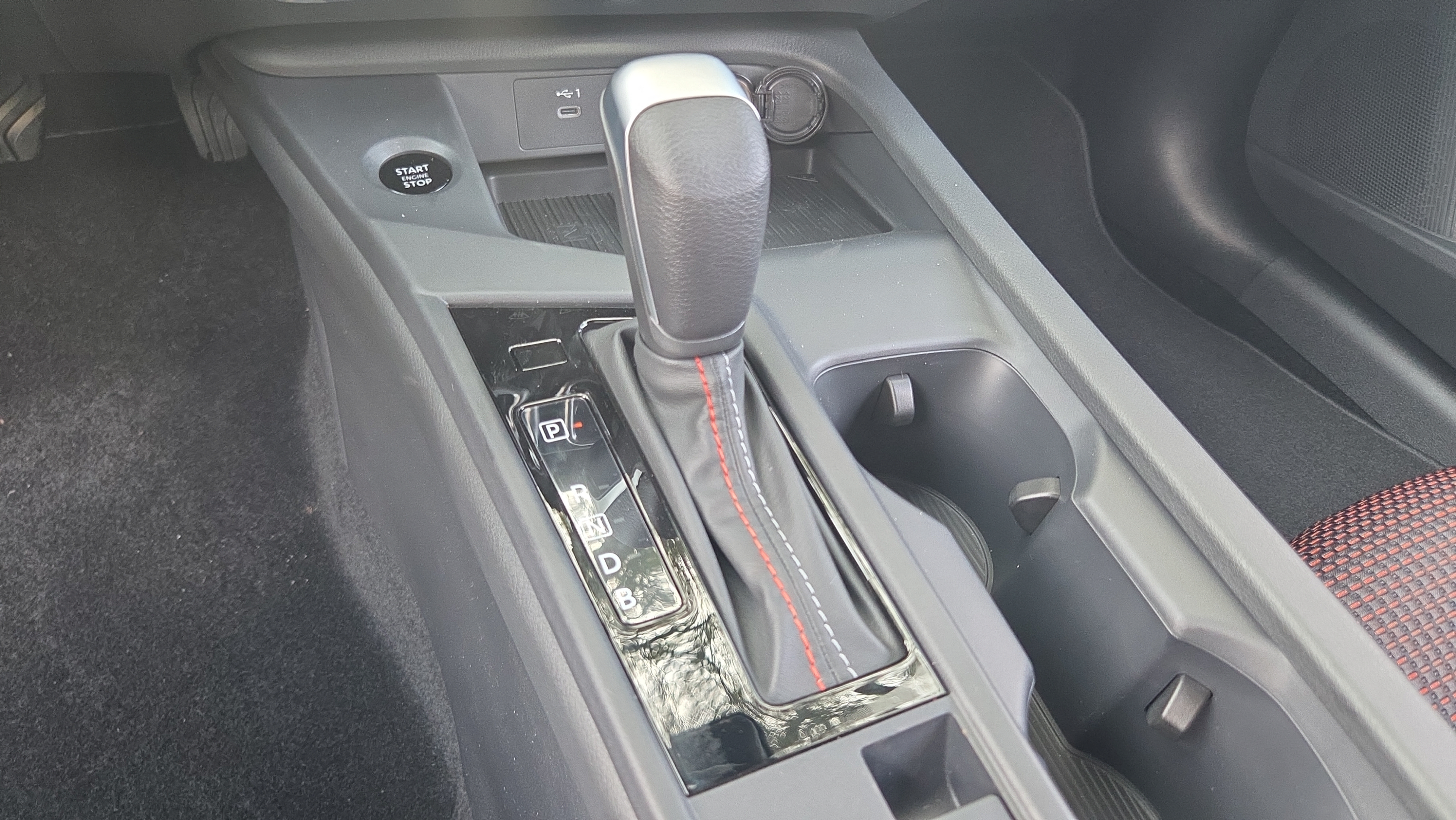 New 2027 Nissan Sentra SR w/ SR All Weather Package FWD image 21