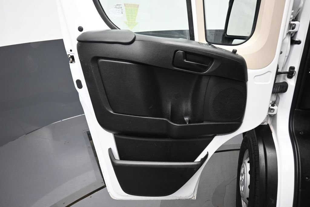 Used 2021 RAM ProMaster 2500 FWD image 9