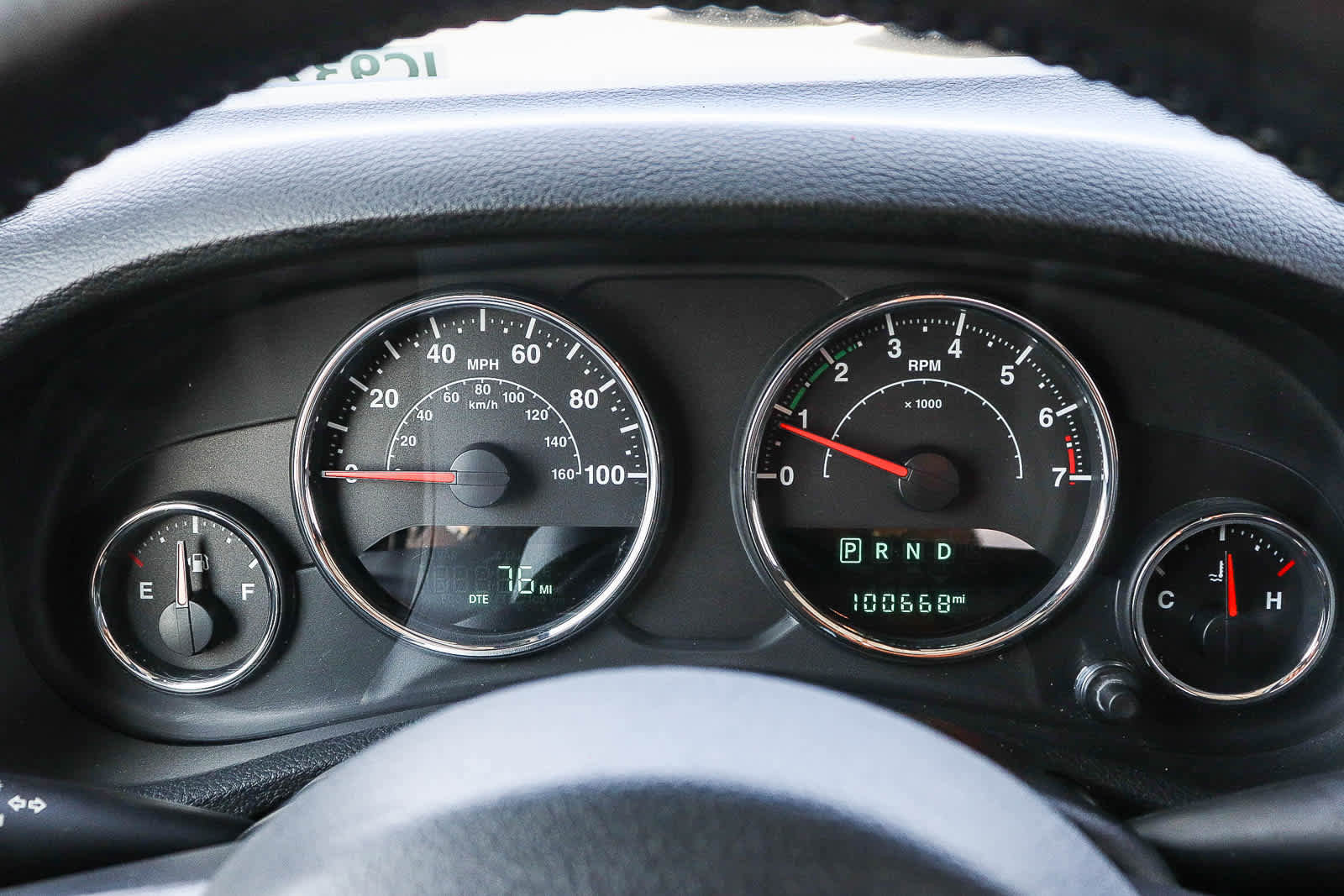 Used 2018 Jeep Wrangler Unlimited Sahara AWD/4WD image 30