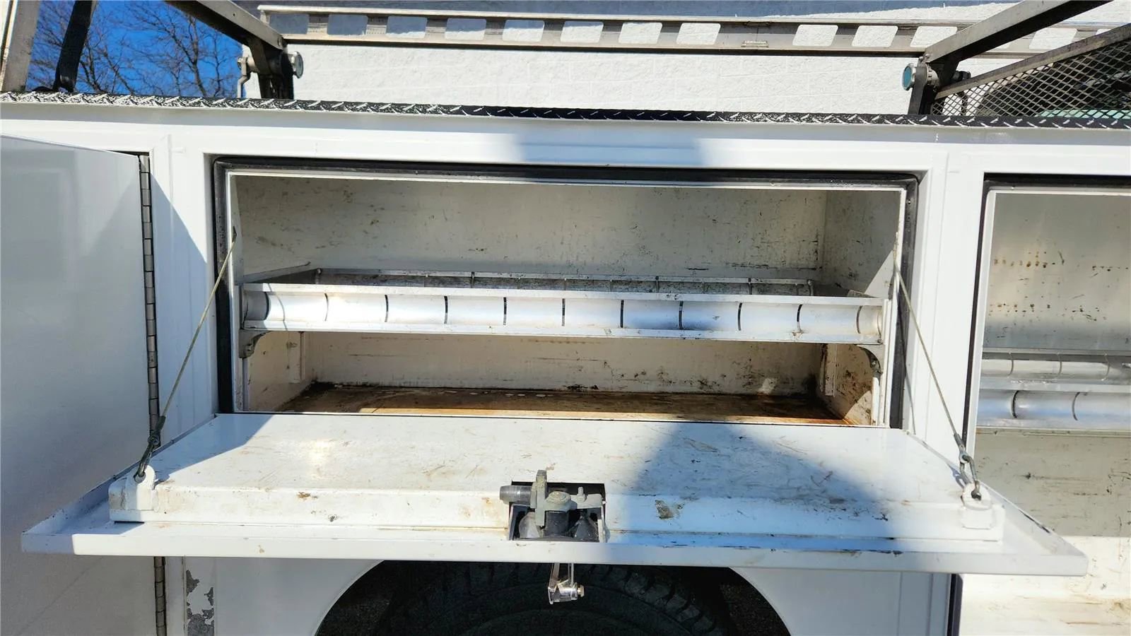 Used 2019 Ford F350 XL w/ Power Equipment Group image 10