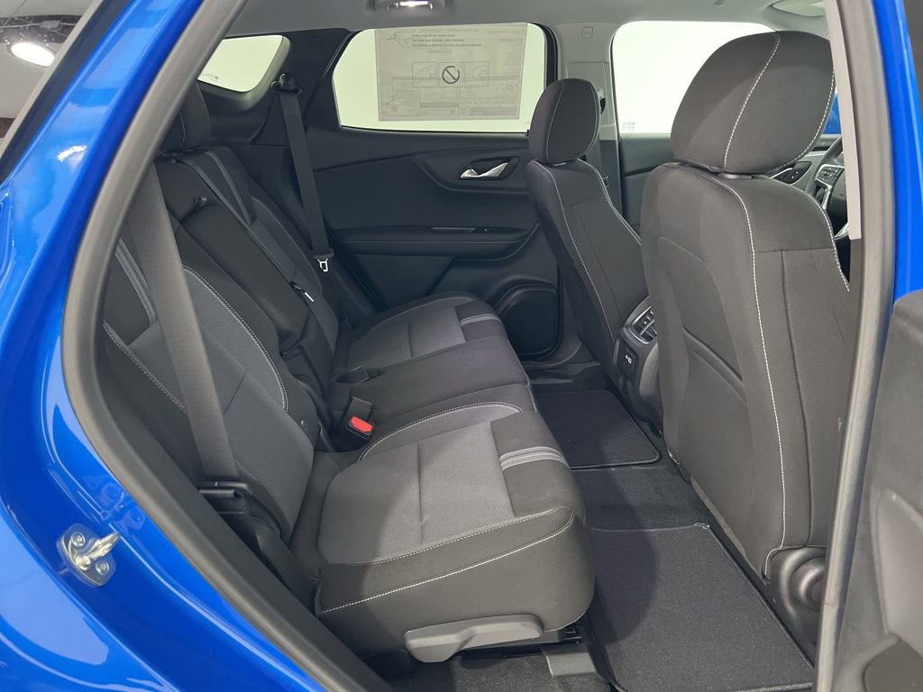 New 2026 Chevrolet Blazer LT w/ Convenience Package FWD image 23
