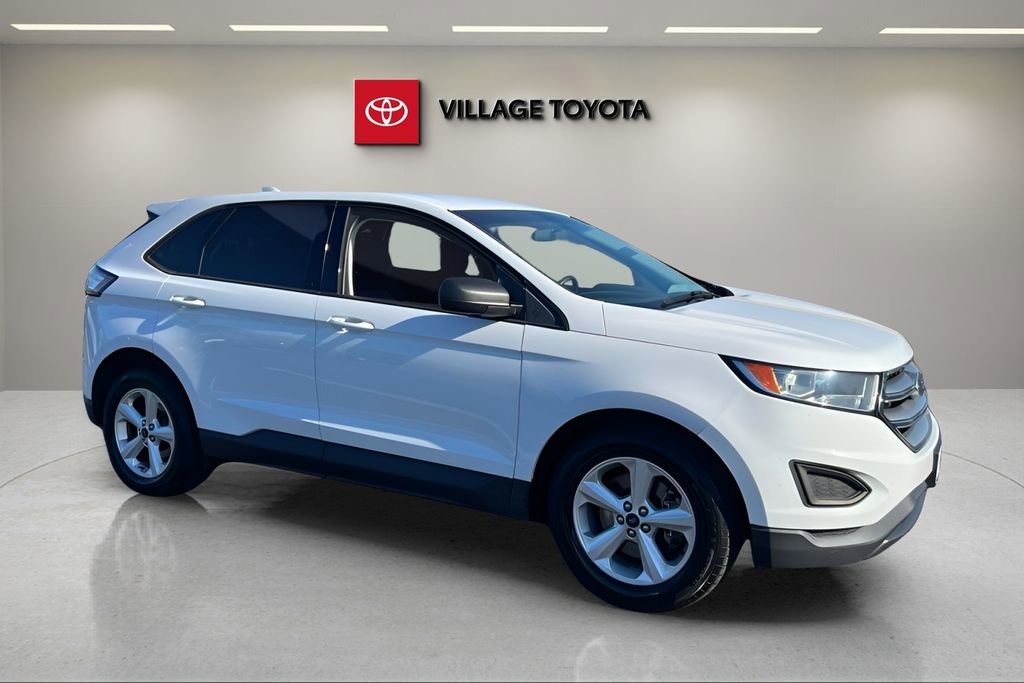 Used 2017 Ford Edge SE image 7