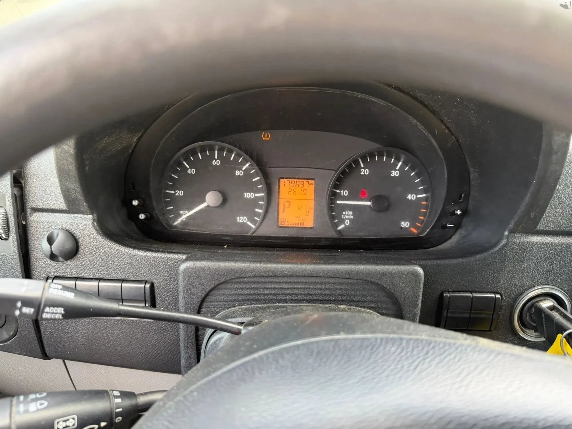 Used 2014 Freightliner Sprinter 2500 RWD image 10