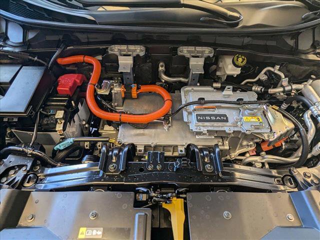 New 2025 Nissan Ariya AWD image 15