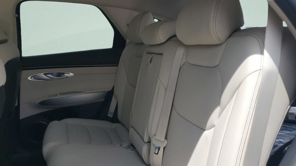 New 2027 Genesis GV70 2.5T Select AWD/4WD image 10